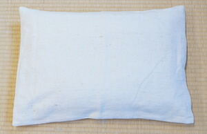 ハーブ畑で眠ってるみたい！【受注生産品】オーガニック枕　イラクサ